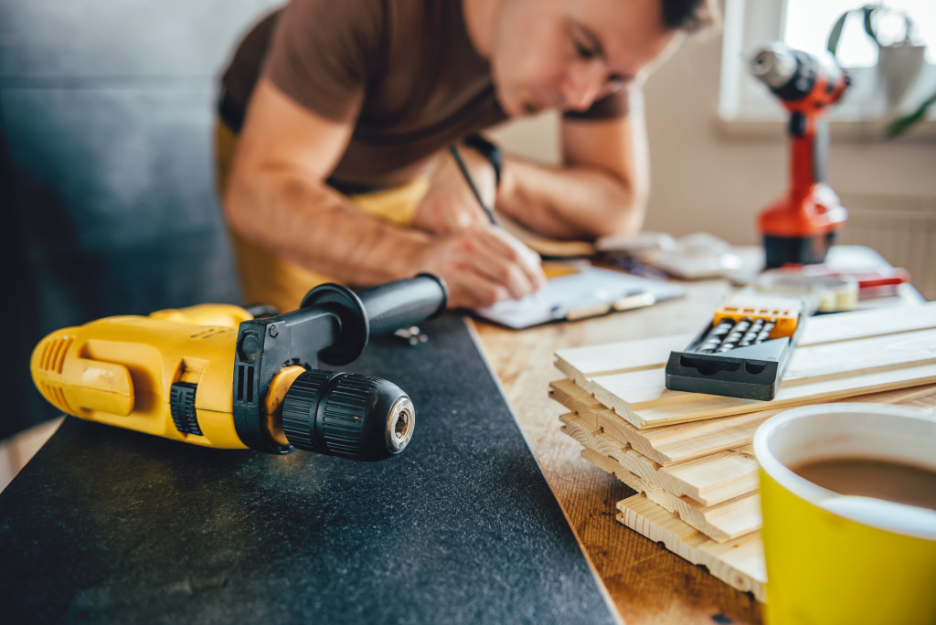 A man and his power tools